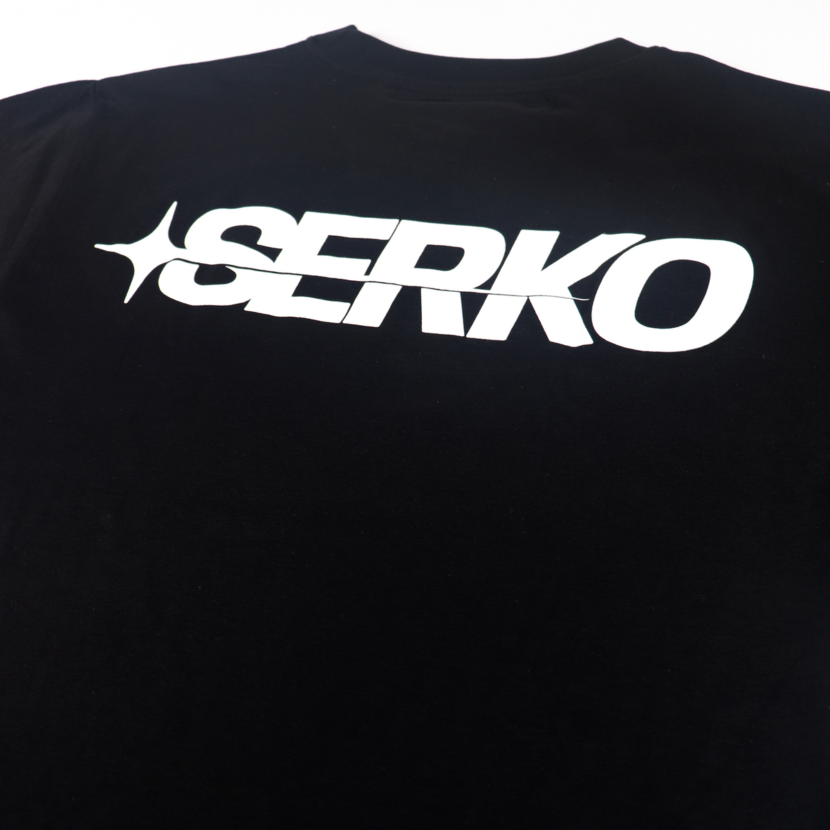 Camiseta "SERKO" Negra